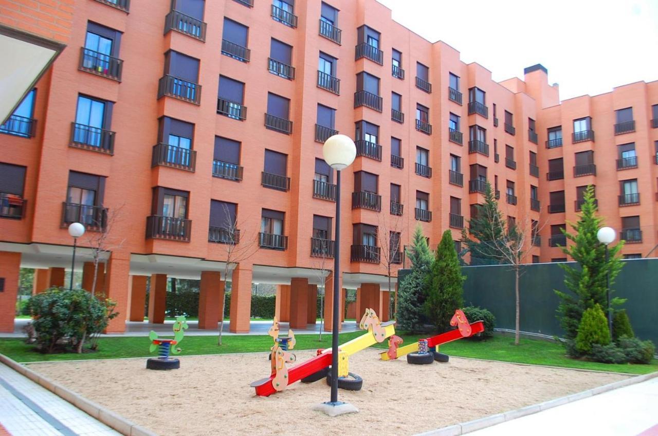 En Apartament *